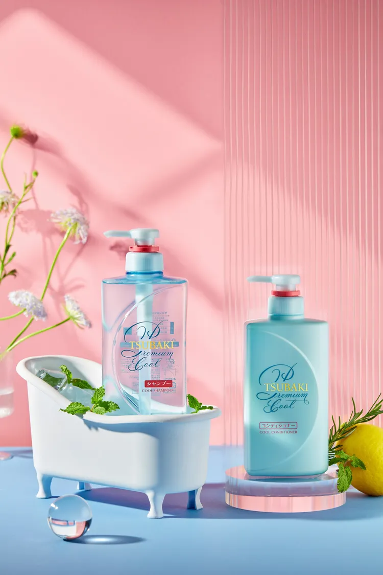 思波綺瞬亮涼感洗潤組以490ml洗髮乳搭配490ml潤髮乳販售。品牌提供