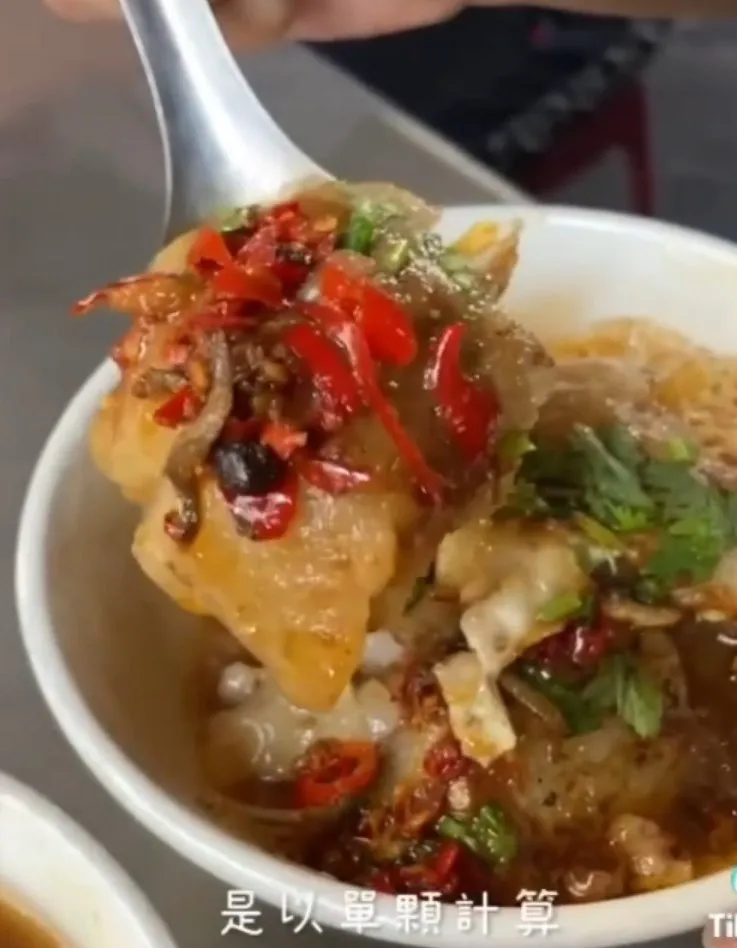 獨門小魚乾辣椒，敢吃辣的朋友，一定要多加喔！TikTok@maysun_boy 提供