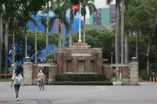 台大選舉今投票!「跟阿嬤性交」候選人在列 老師疾呼反歧視「這樣做」