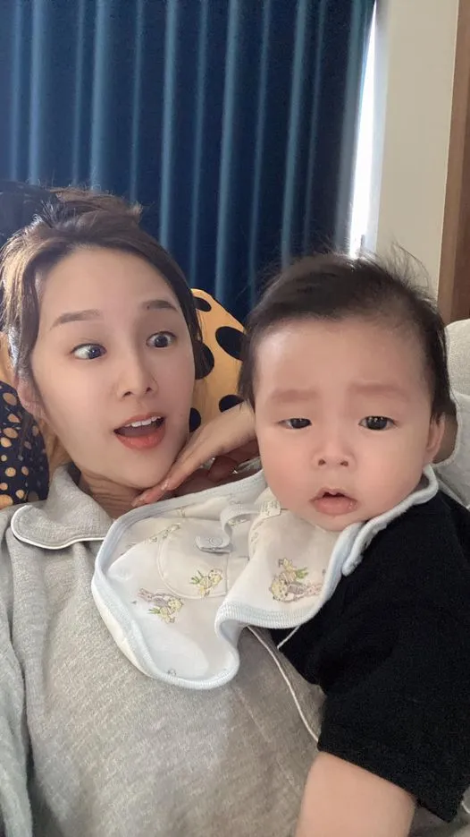 張齡予近來升格新手媽媽。引自張齡予臉書