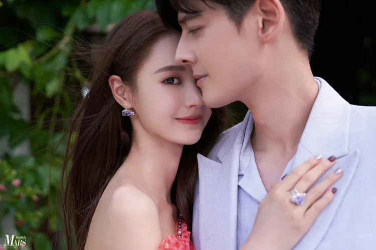 郭品超（右）曾說今年就把馬澤涵娶回家。翻攝馬澤涵微博