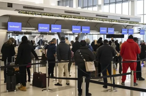 拜登幫旅客爭福利 航班如延誤、航空公司要賠現金