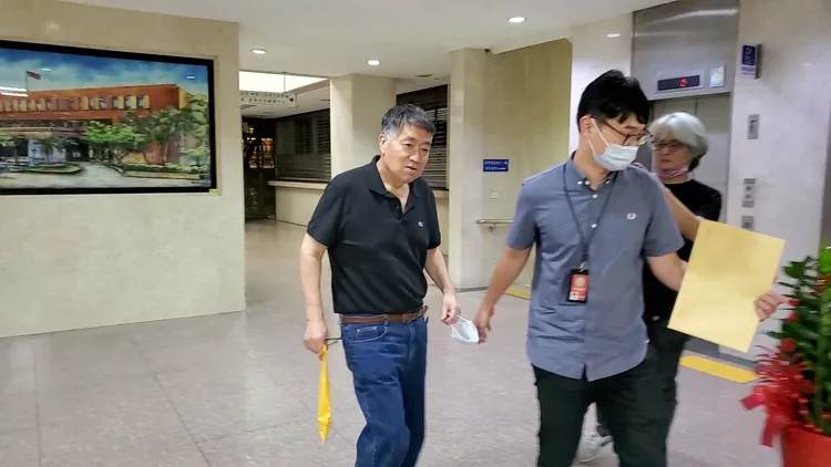 向檢調自首行賄的富商程萬遠昨也遭檢調以證人身分約談。呂志明攝