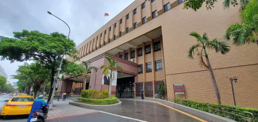 百億大地主疑偷吃被發現 房產過戶給妻!她賣地挨告結果出爐