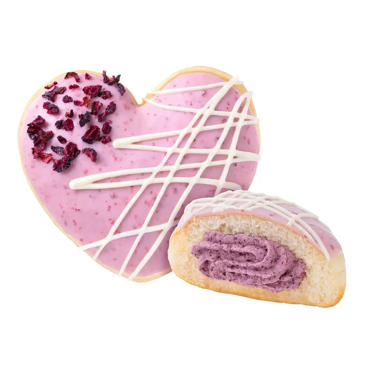粉嫩雙莓內餡為粉嫩莓果色。業者提供
