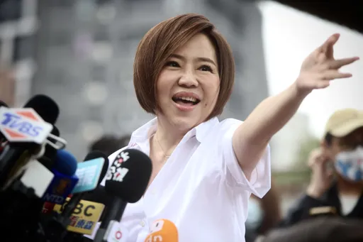 暗諷于美人「委屈和平」是邪惡幫兇！  苦苓：屈辱之後還是得戰爭