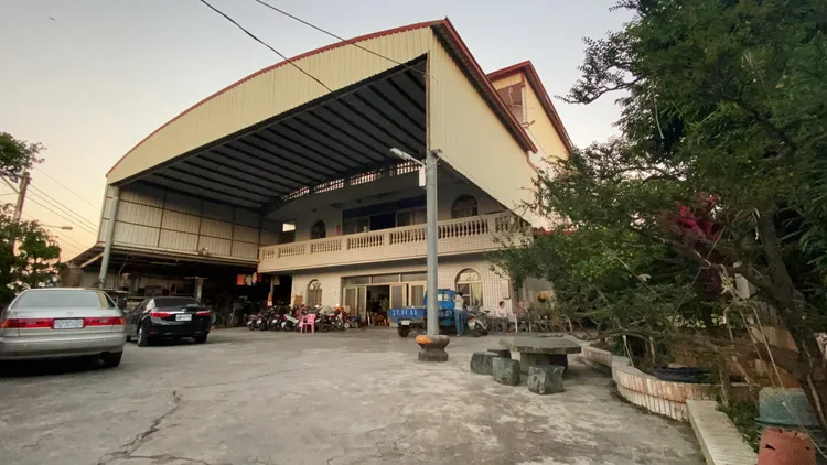 前輩堂住客全數移往附近屋宅定居。資料畫面