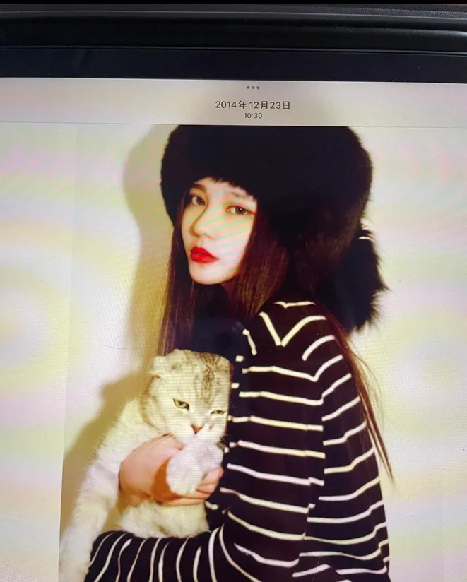 網友分享周揚青9年前的照片。翻攝周揚青的微博