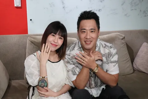 專訪｜余祥銓柔柔曬寶格麗婚戒曝求婚糗事　覓新房余天霸氣喊「爸爸幫你處理」