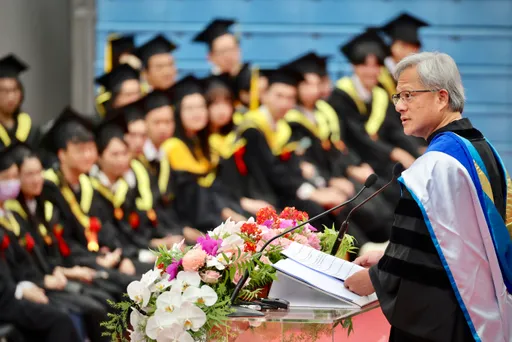 精華語錄｜Nvidia黃仁勳：跑起來！獵食或免成食物　犯錯羞愧也要求助