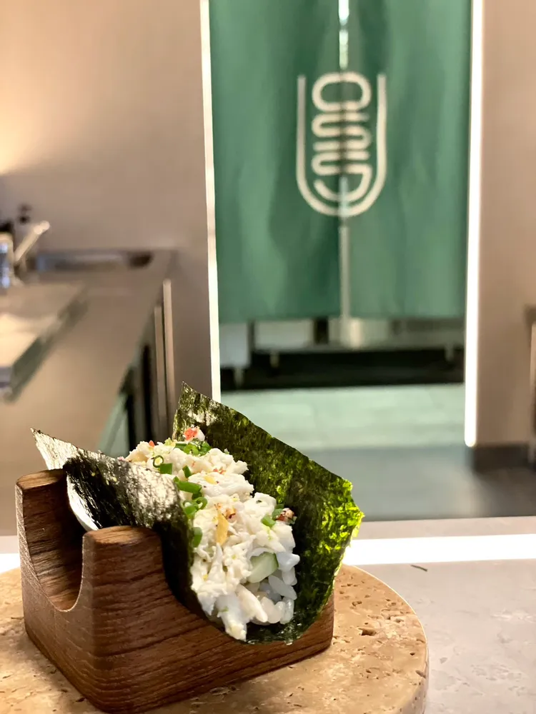 「BLUE CRAB ROLL」。曾仲葳攝