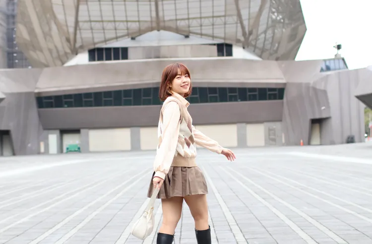 涼涼是一名駐唱歌手，街頭藝人。鄭孟晃攝