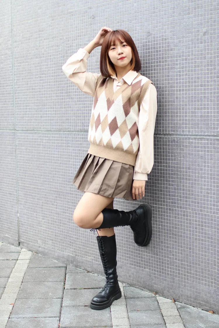 個性活潑的涼涼說她平時為了表演，也會刻意變換服裝。鄭孟晃攝