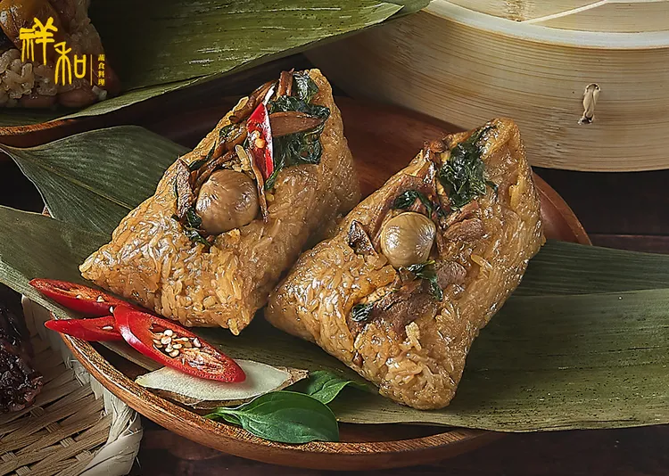 祥和蔬食經典素粽「三杯杏鮑素粽系列」每包5顆售價680元。業者提供