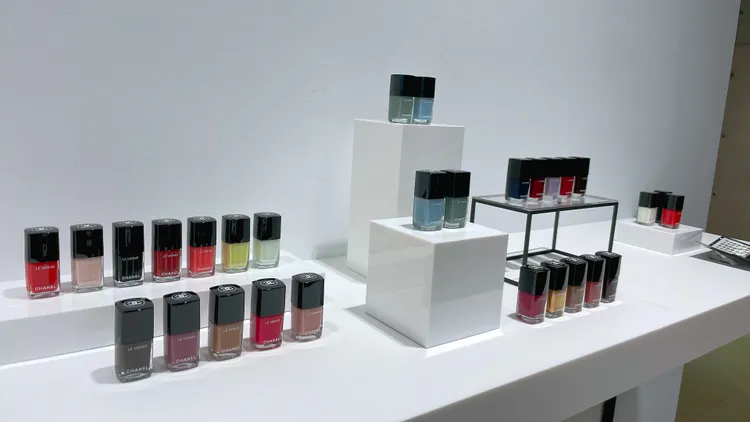 香奈兒時尚釉光指甲油。張家玲攝