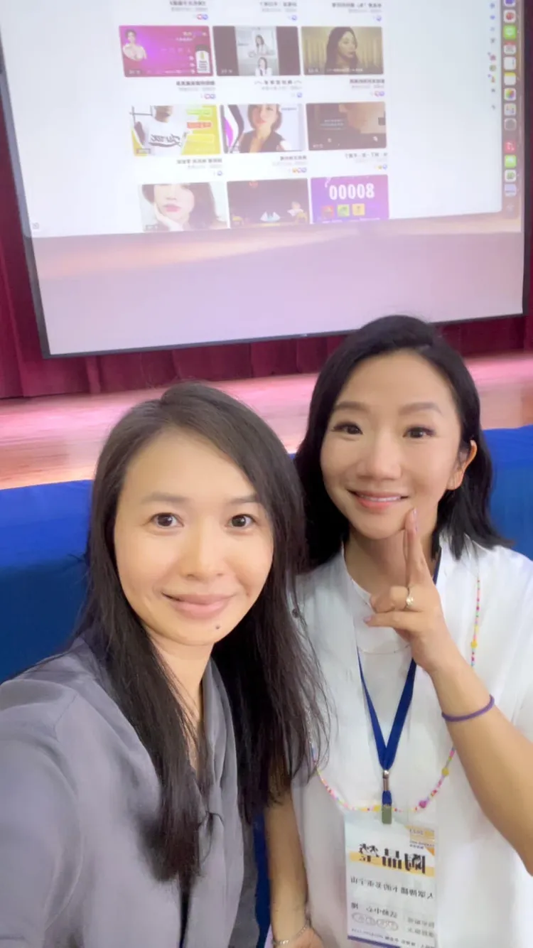 「主持天后」陶晶瑩以藝人身份到兒子學校演講，180分鐘談她的演藝之路。翻攝《陶晶瑩》粉絲頁