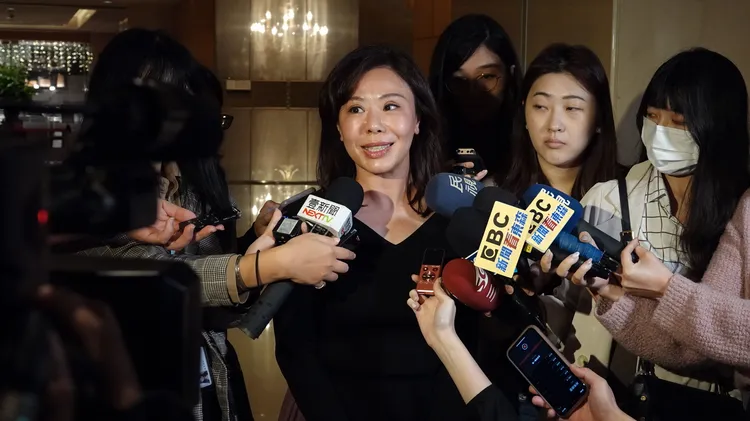 李彥秀今天出席餐會並受訪，表示郭台銘在餐會提到購買BNT的過程。彭欣偉攝