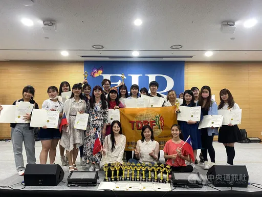 國際肚皮舞大賽台灣奪15金 選手年齡橫跨10至70歲