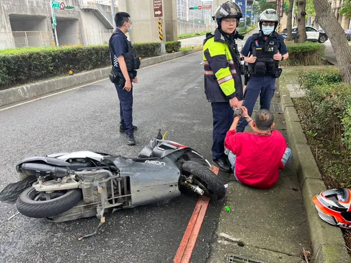機車停路邊鑰匙沒拔 桃園男偷騎走!見警心虛加速逃慘自摔