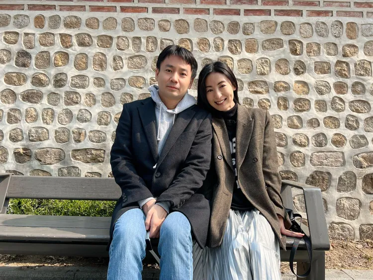 大久保麻梨子結婚7年，工作生活都跟老公緊密相連。翻攝大久保麻梨子臉書