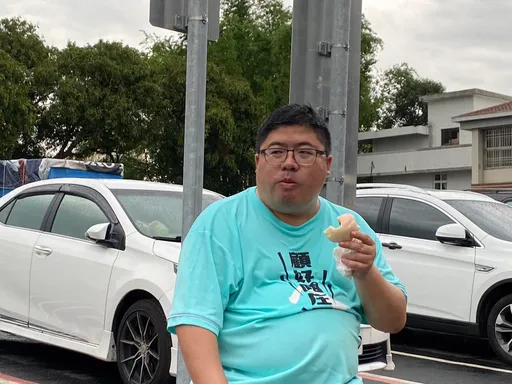 「最討厭民進黨的一天！」綠委現身解釋　為何突喊「退黨可以嗎」