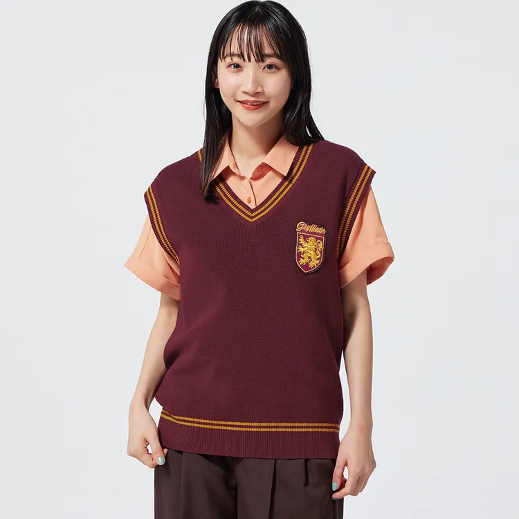 GU推出「哈利波特」聯名系列，以四大學院的徽章、色系，以及蜂蜜公爵的糖果圖案為設計，將於5/5登場。業者提供