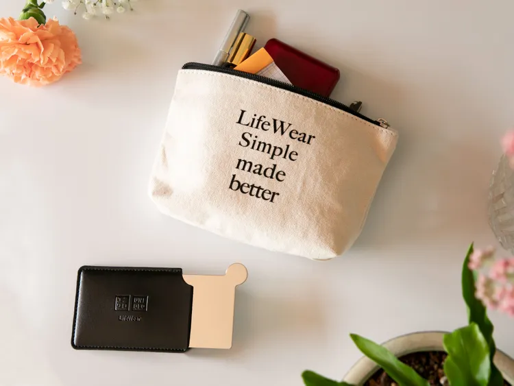 5/4-5/14於UNIQLO實體店鋪消費滿2000元就抽時尚鏡化妝包組或會員150元優惠券。業者提供