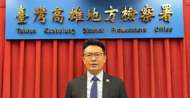 高雄地檢署現任襄閱主任檢察官徐弘儒向法務部請辭獲准，下月轉任律師。讀者提供