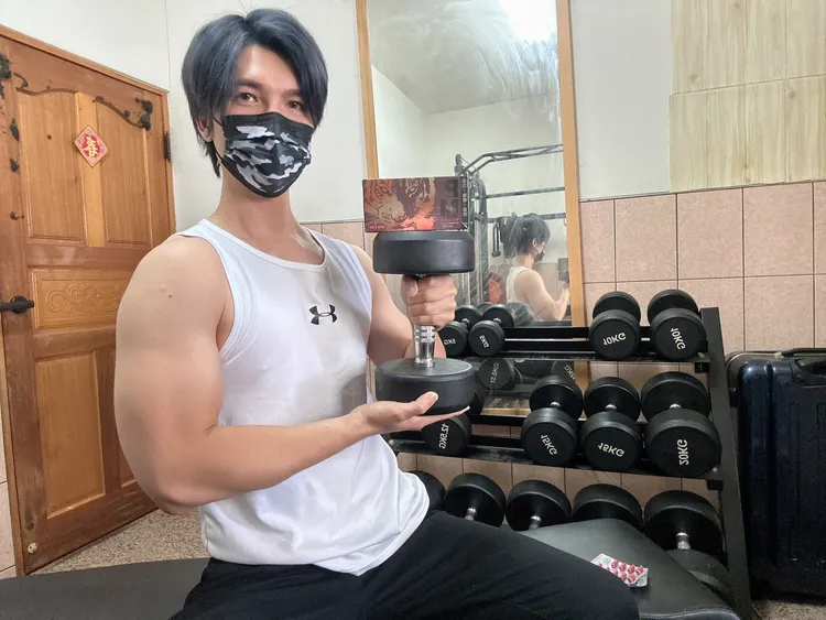 翻攝自「口罩男」臉書