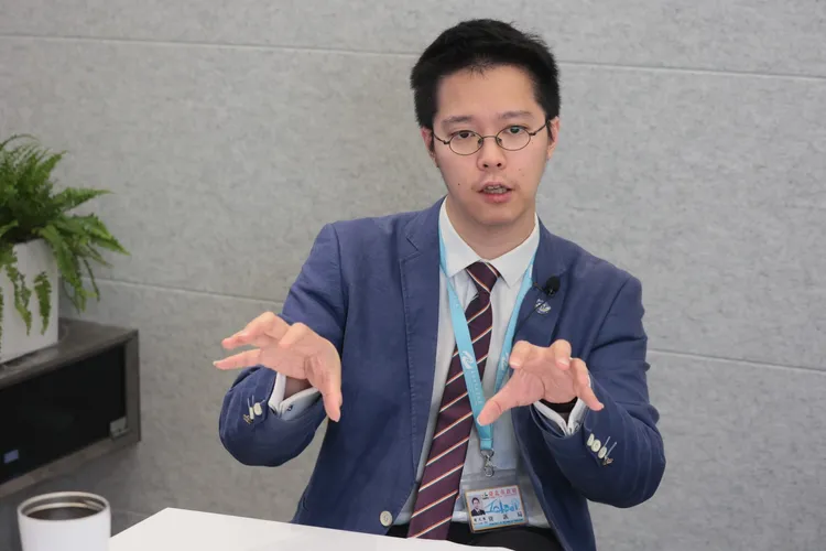 大學時到Yahoo實習的暑假，讓趙式隆對賺錢又有不同體認。彭欣偉攝