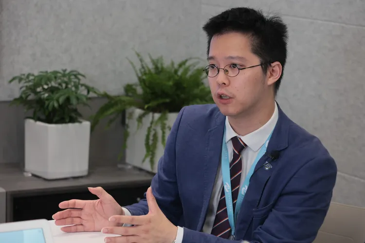 趙式隆說理分明，同時夾雜不少英文專業語彙。彭欣偉攝