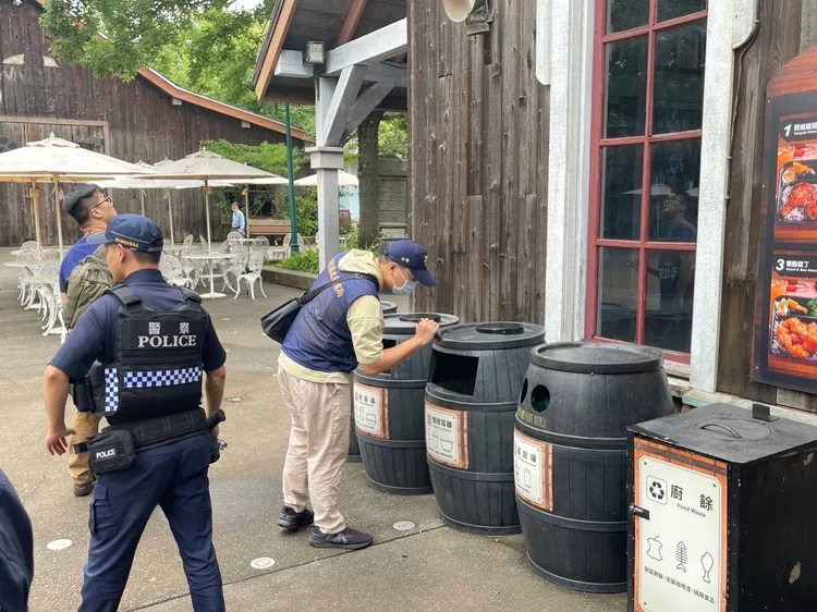 警方入園清查。新埔警分局提供