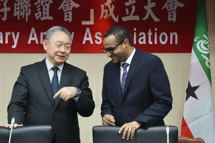 俞大㵢及穆姆德會上交流。林林攝