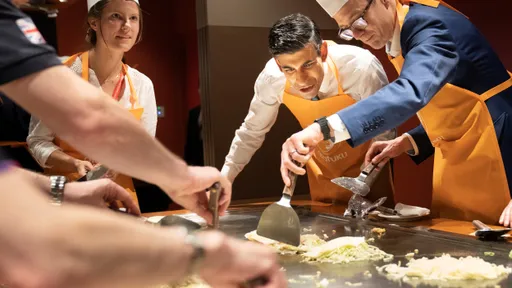 廣島G7峰會 各國領袖品嘗牡蠣和牛等當地食材