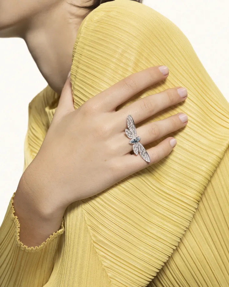 Animaux系列Cicada雪蟬戒指，70萬4000元。品牌提供