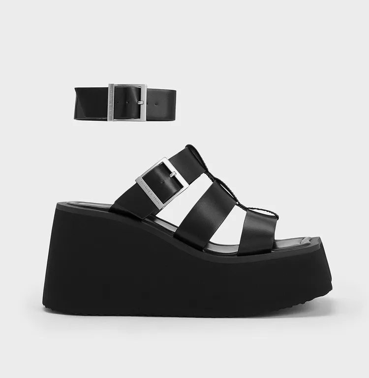 Ilsa厚底羅馬涼鞋，1750元。品牌提供