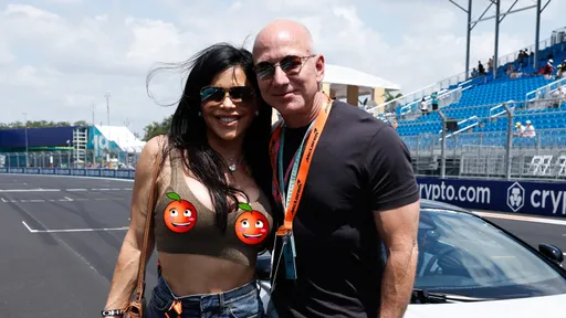 最富小三「激凸」上位?亞馬遜創辦人貝佐斯訂婚 從「雙不倫」到修成正果