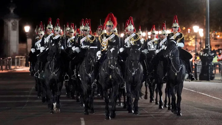 英國皇家騎兵排練預演。美聯社