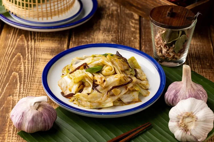 帕泰家-蝦醬高麗菜，售價198元。業者提供