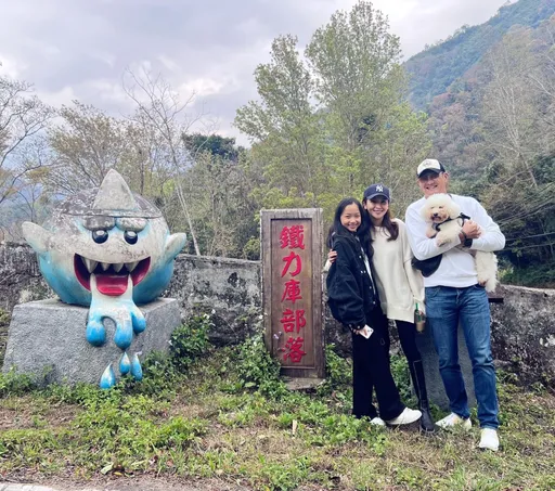 蔡逸帆睡竹簍陪外婆種菜 山野盪鞦韆放飛童年
