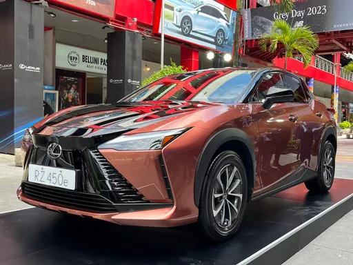 Lexus RZ 450e豪華電動休旅正式發表 單一車型279萬元5/17開搶