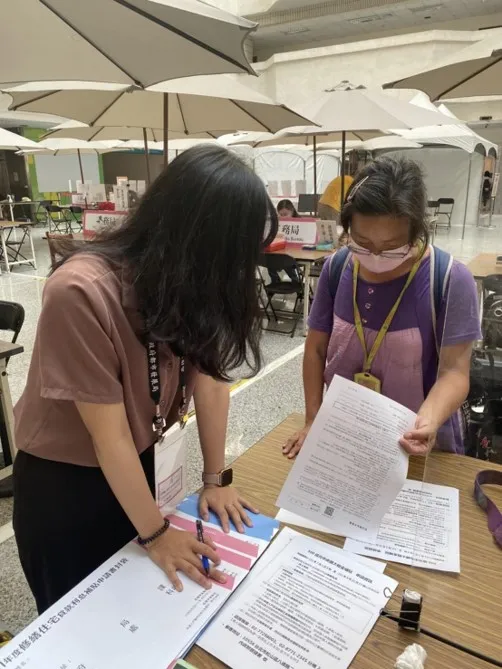 大專青年工讀期間協助機關進行業務文書處理。青年局提供