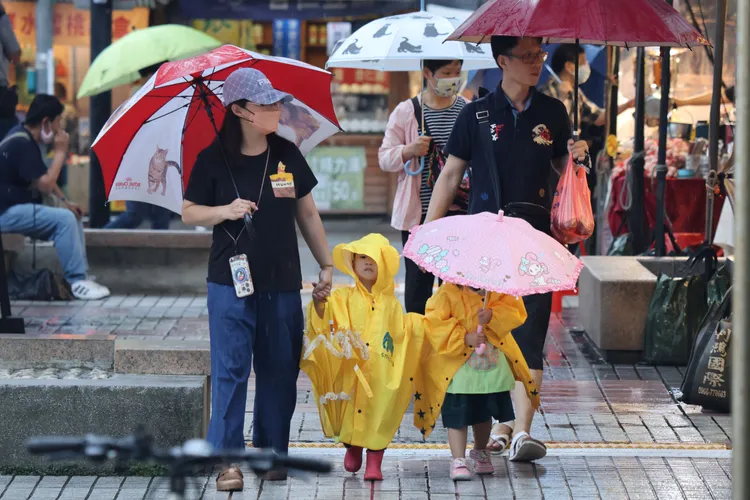 本周東北部地區有局部大雨發生的機率。資料照，彭欣偉攝