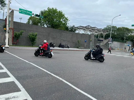  前悠遊卡董座不忍了！這條路連他都嘆難過　「台灣其實是所有用路人地獄」