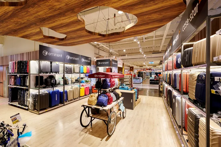 內湖大潤發室內面積超過3300坪。業者提供