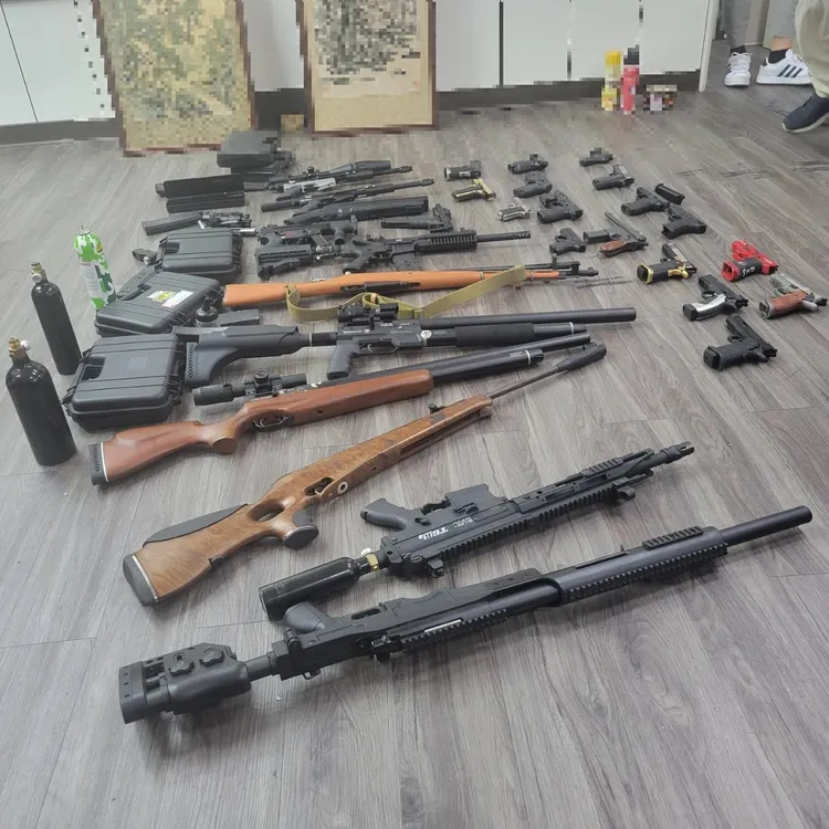 警方查扣槍械。桃園市警局提供