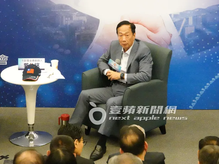 郭台銘用心分享心得，台下觀眾聽的如癡如醉。特勤中心攝