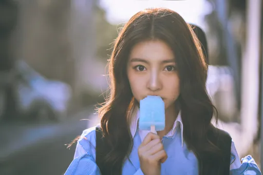 最美星二代曬23吋蜜蜂腰 殺到日本圈粉桃太郎