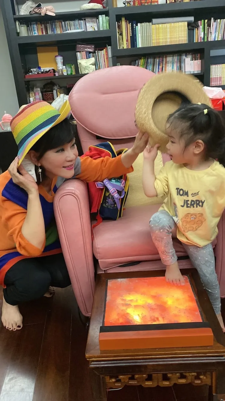 龍千玉的姪女就是她生活中的開心果。豪記唱片提供