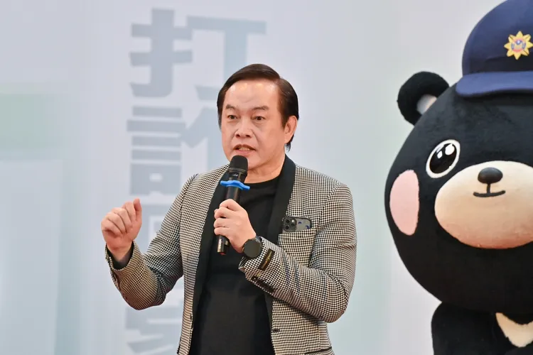 康康分享自己的反詐騙經驗。政院提供